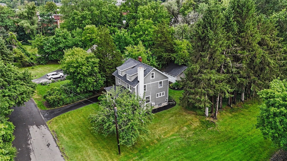 13 Brook Rd