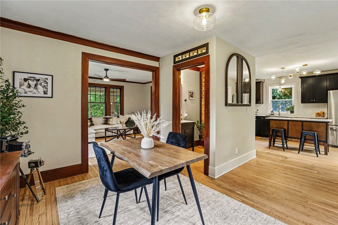 13 Brook Rd
