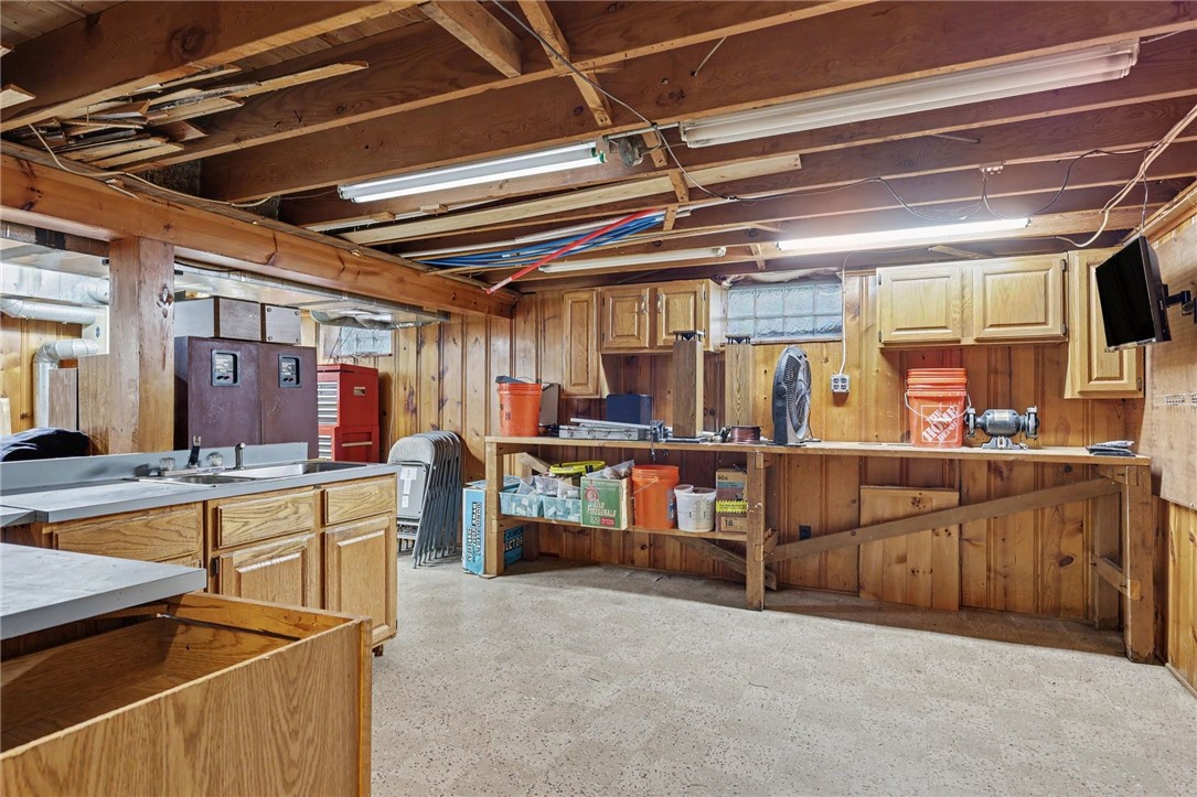 3794 Lake Ave.
