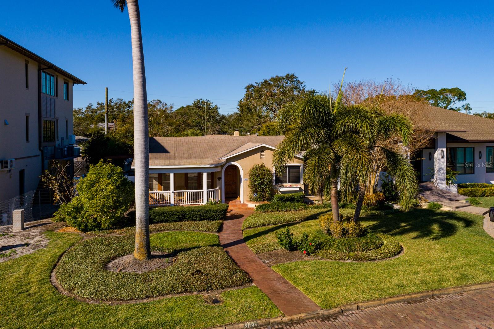 2834 COFFEE POT BLVD NE