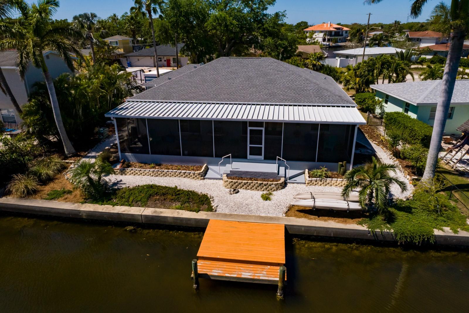 9409 SUN ISLE DR NE