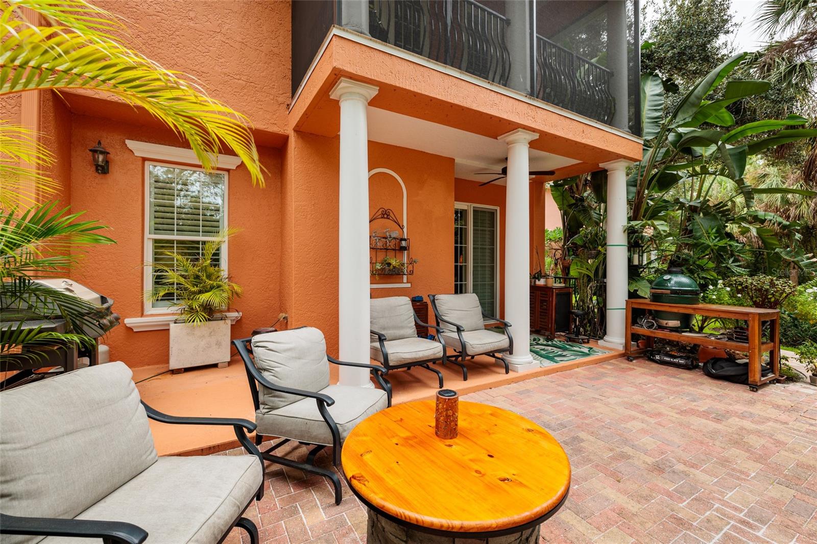190 BANYAN BAY DR