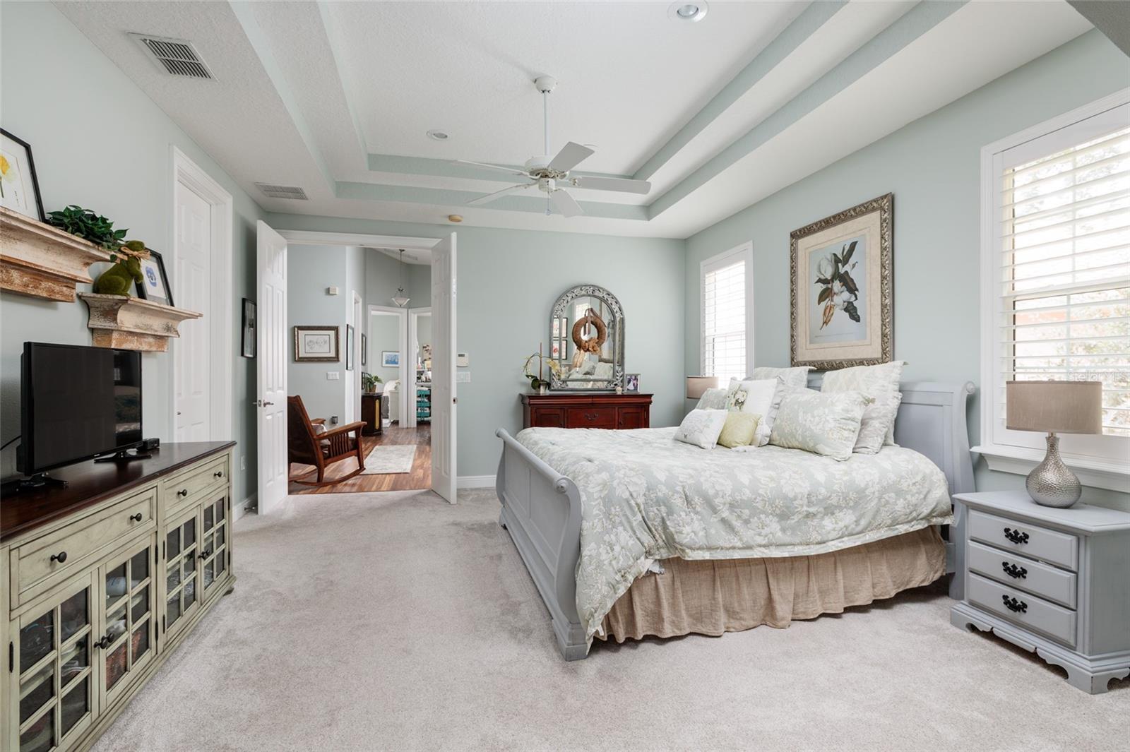 190 BANYAN BAY DR