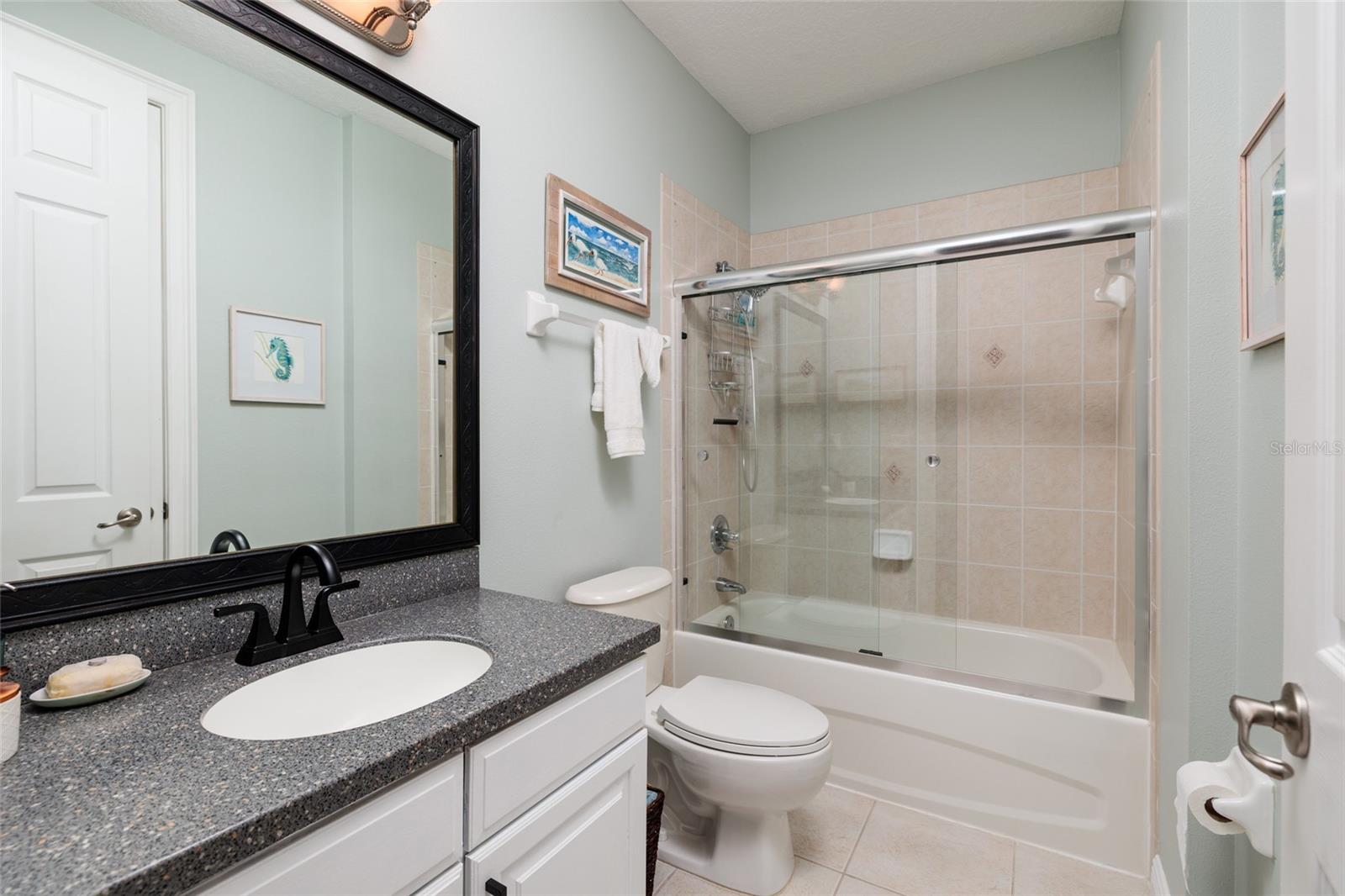 190 BANYAN BAY DR