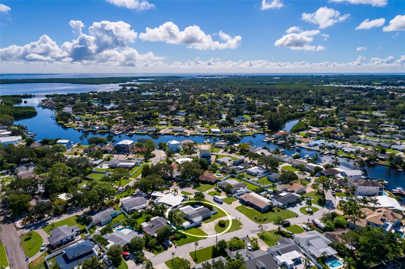 8801 SUNLIT COVE DR NE