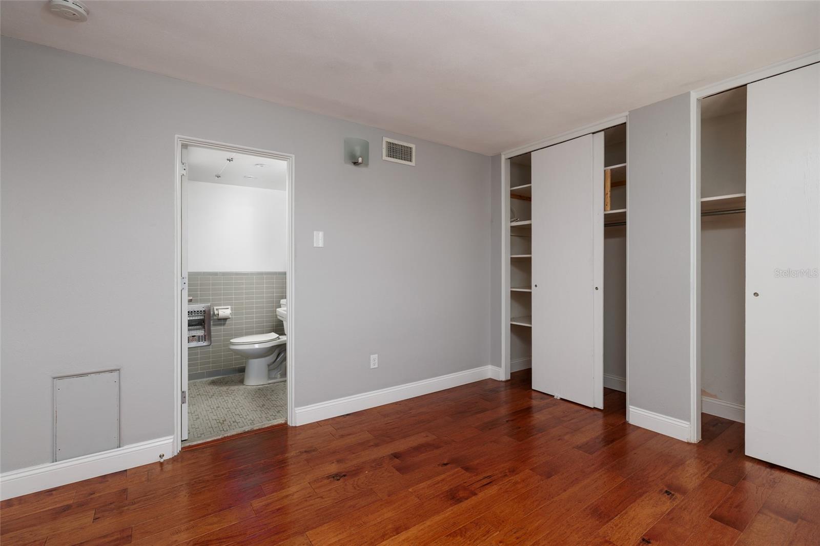 750 BURLINGTON AVE N #5B