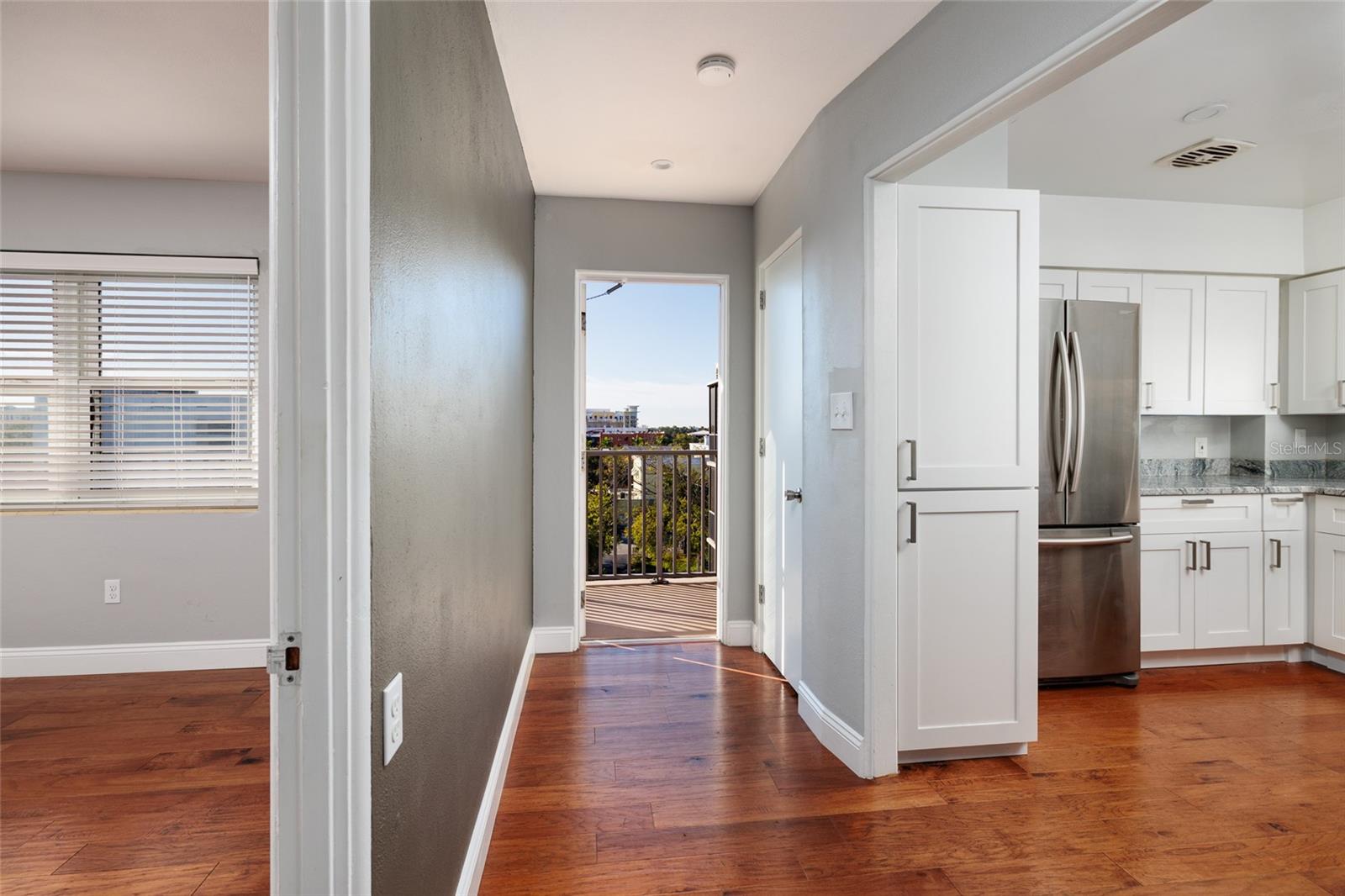 750 BURLINGTON AVE N #5B