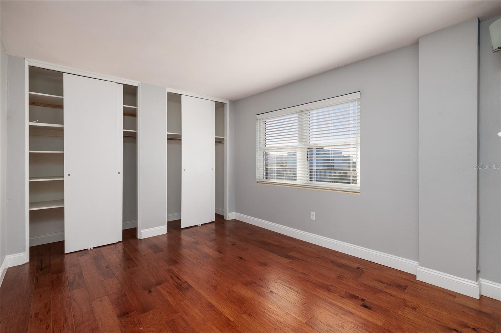 750 BURLINGTON AVE N #5B