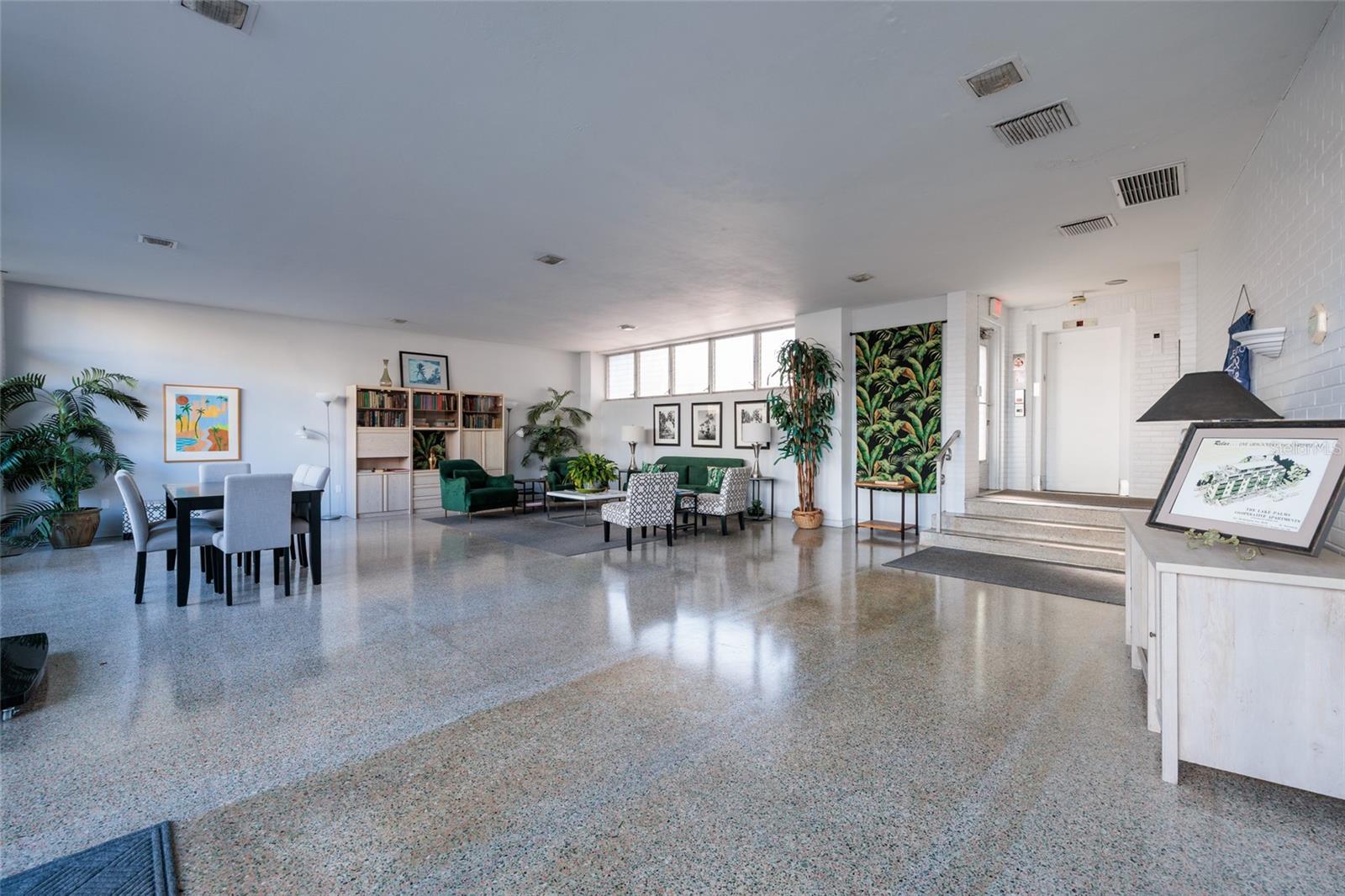 750 BURLINGTON AVE N #5B