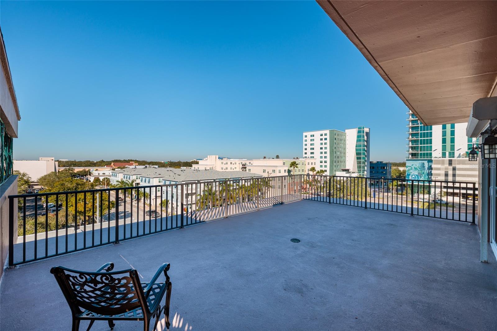 750 BURLINGTON AVE N #5B