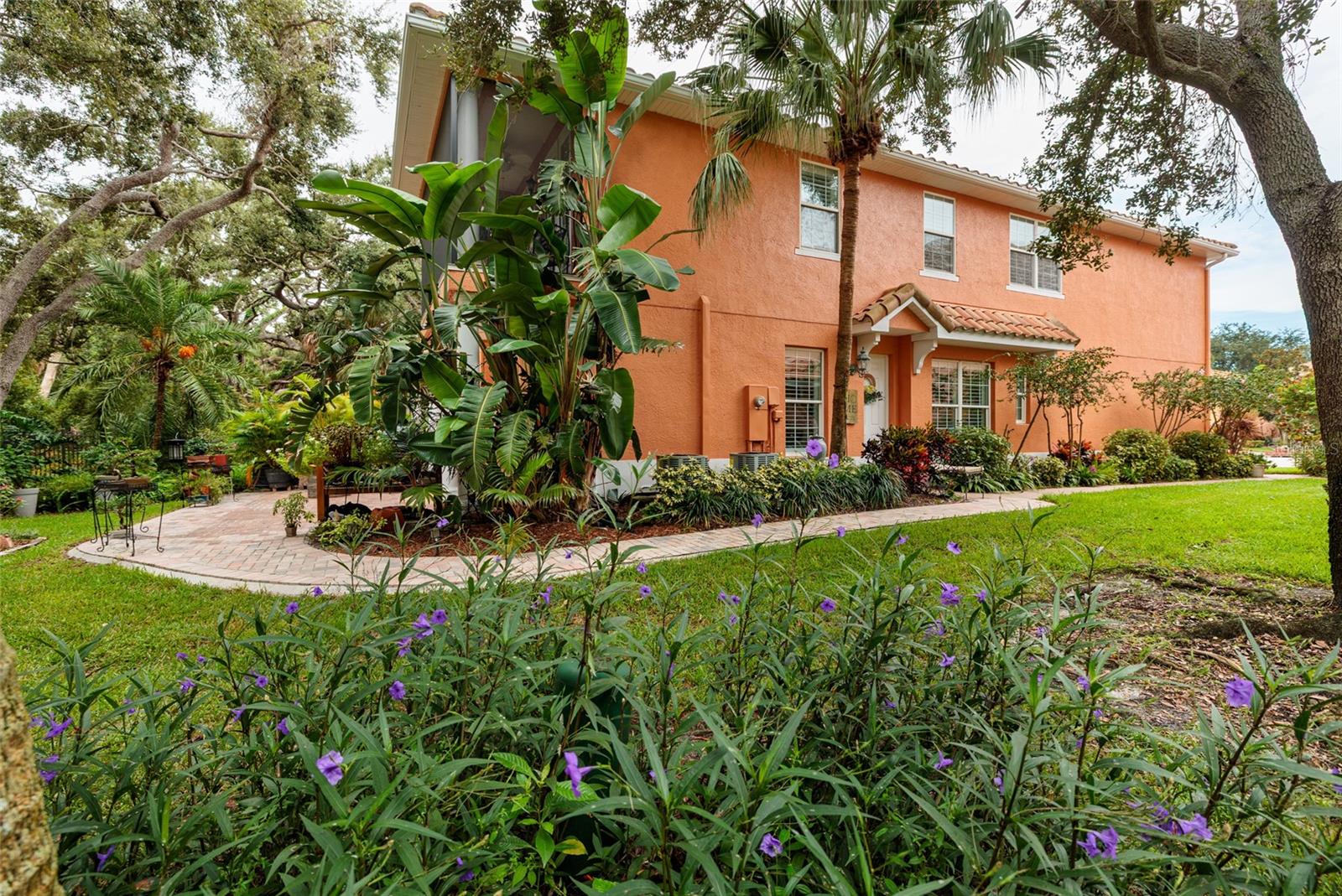 190 BANYAN BAY DR