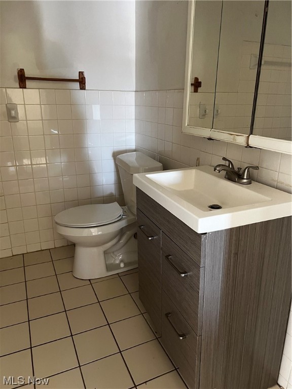 23984 Banbury Circle 2-E