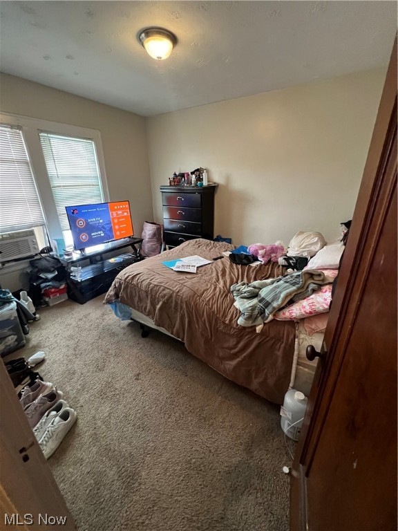 15813 Grovewood Avenue