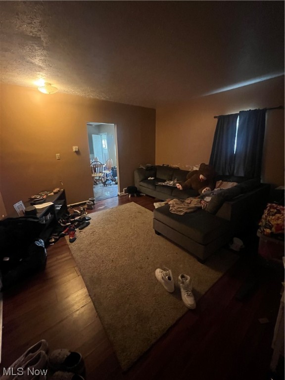 15827 Trafalgar Avenue