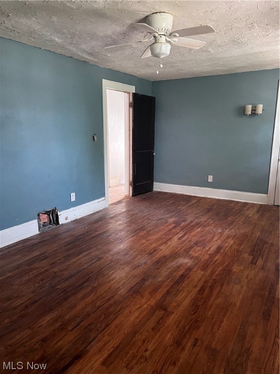 12718 Iroquois Avenue