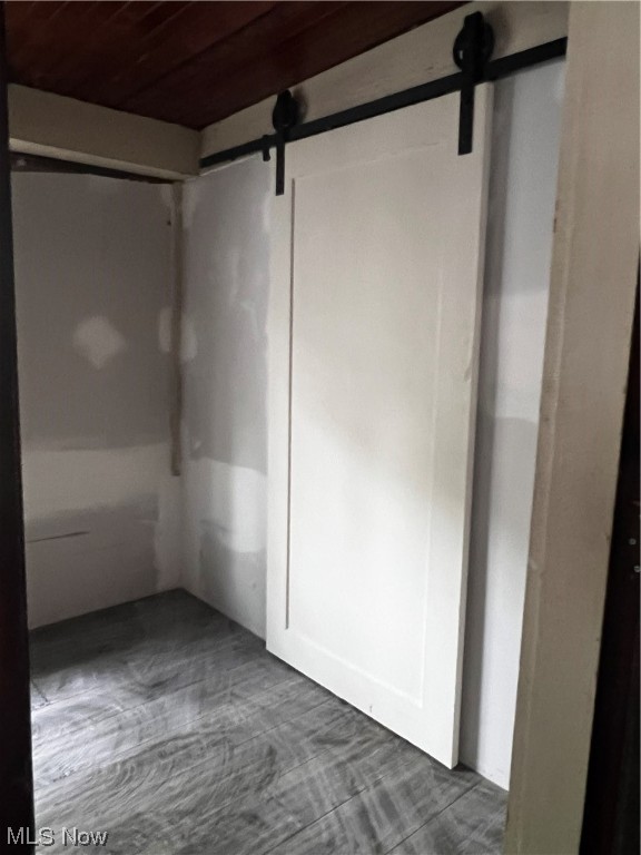 12718 Iroquois Avenue