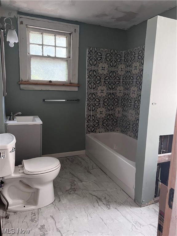 12718 Iroquois Avenue