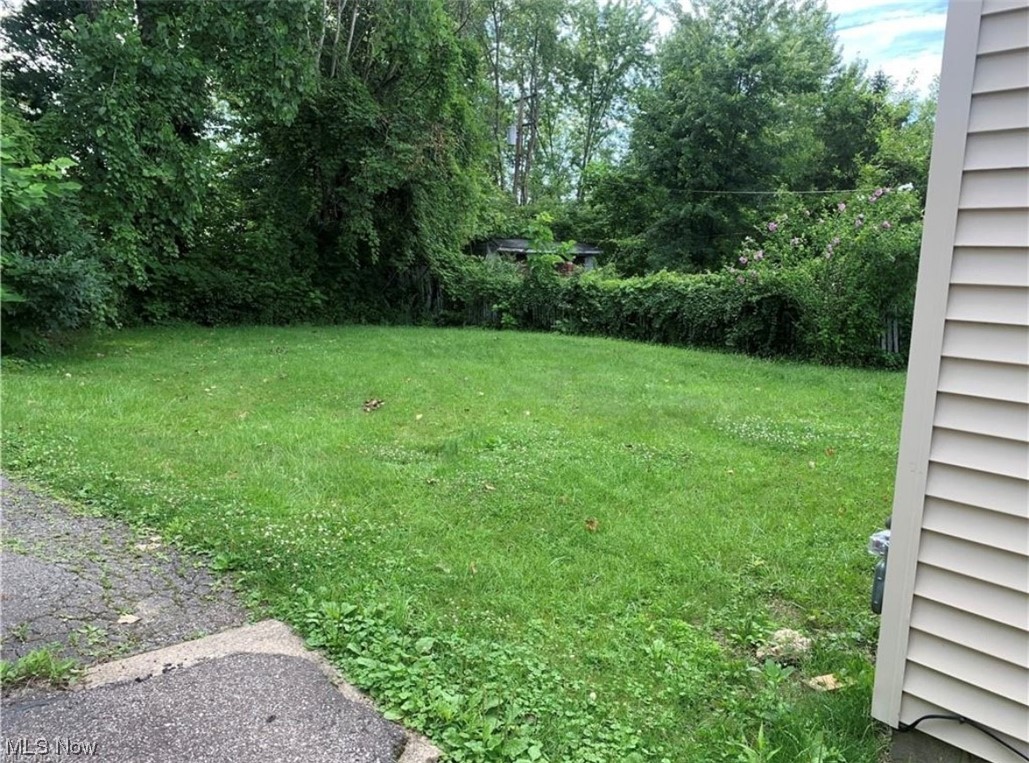 3832 E 142nd Street SE