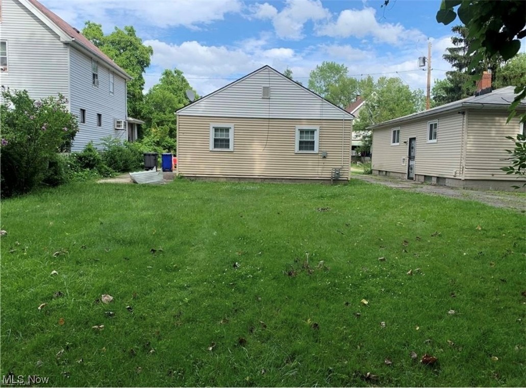 3832 E 142nd Street SE