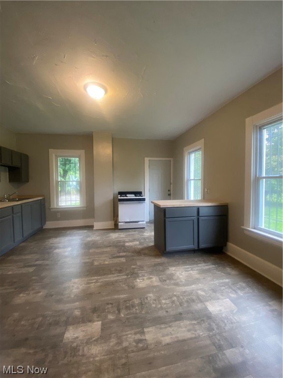 6615 Hoppensack Avenue