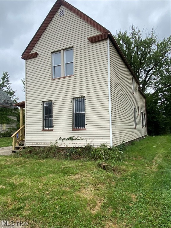 6615 Hoppensack Avenue