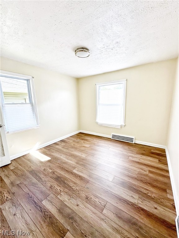 4016 Victory Boulevard