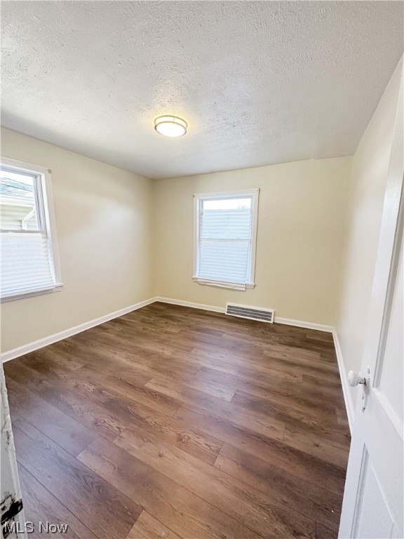 4016 Victory Boulevard