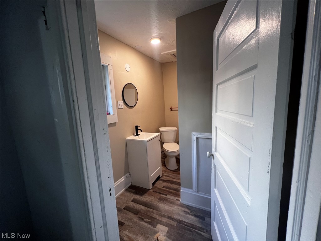 7613 Bancroft Avenue