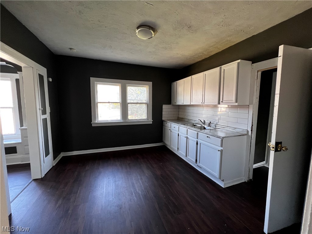 7720 Bancroft Avenue