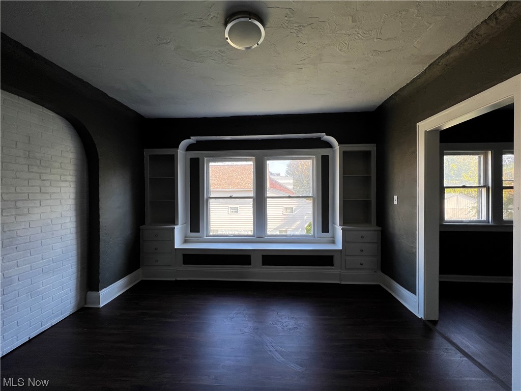 7720 Bancroft Avenue