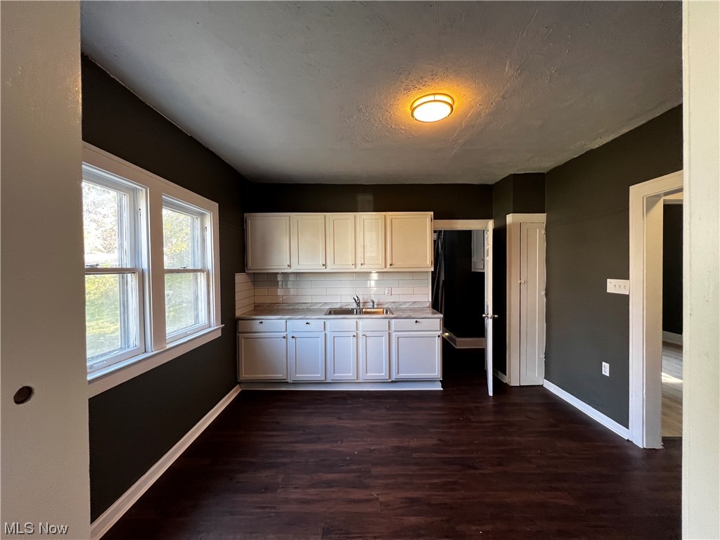 7720 Bancroft Avenue