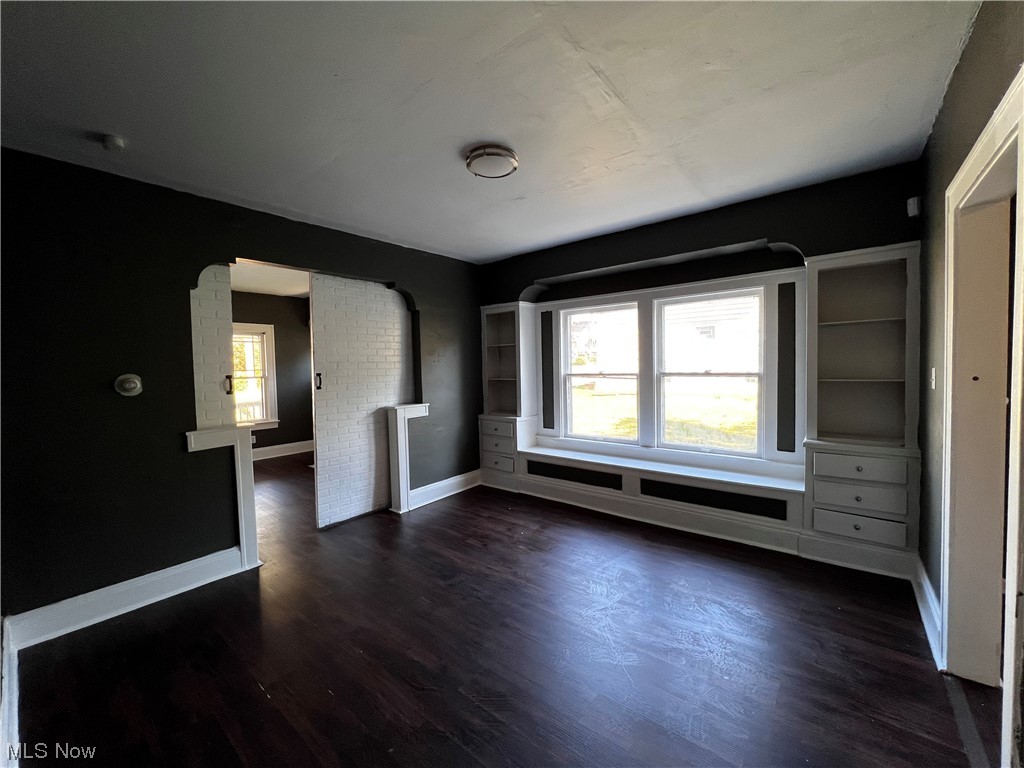 7720 Bancroft Avenue