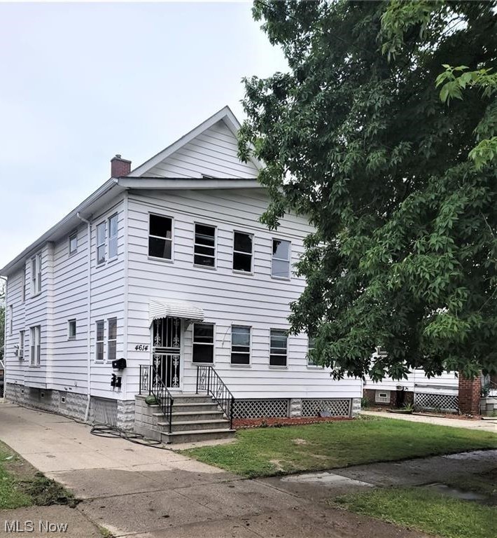 4614 E 93rd Street Down