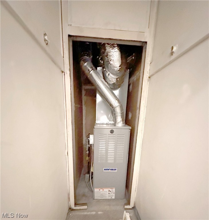 3326 E Overlook Road