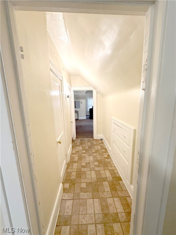 3326 E Overlook Road