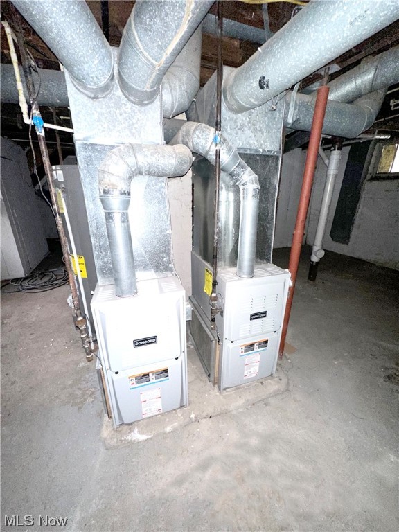 3326 E Overlook Road