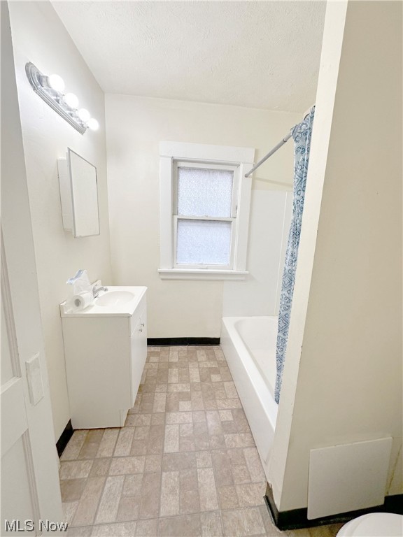 3326 E Overlook Road