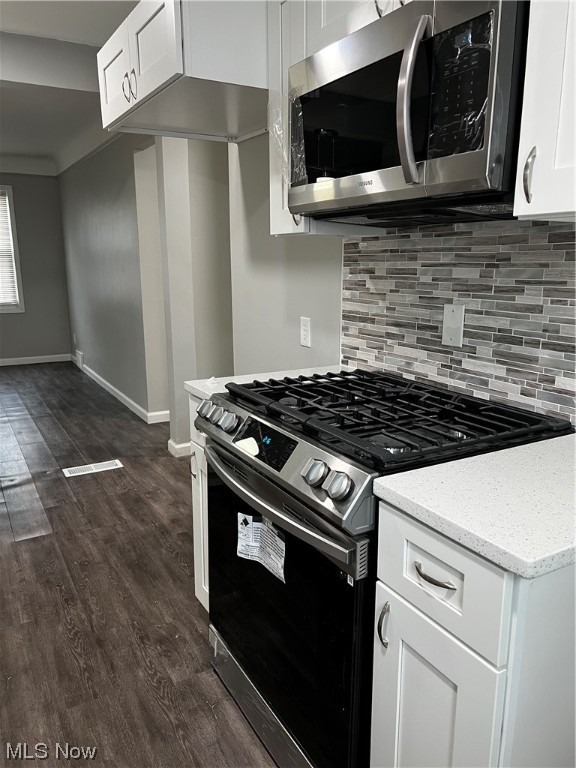 5130 Greenhurst Drive