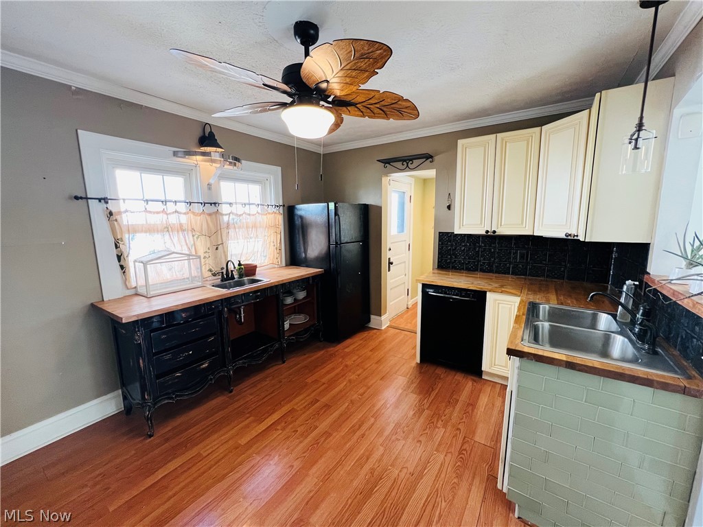 6001 Northcliff Avenue