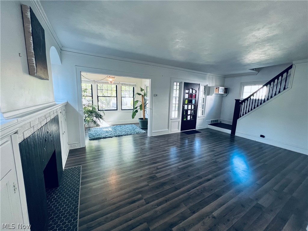 6001 Northcliff Avenue