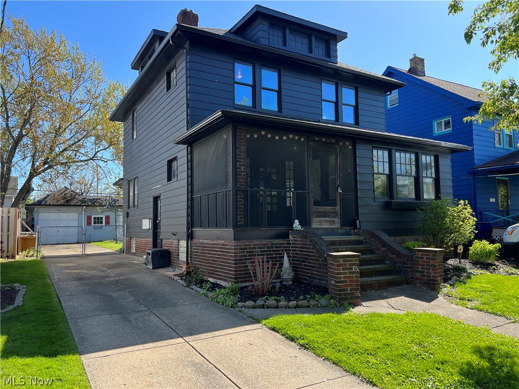 6001 Northcliff Avenue