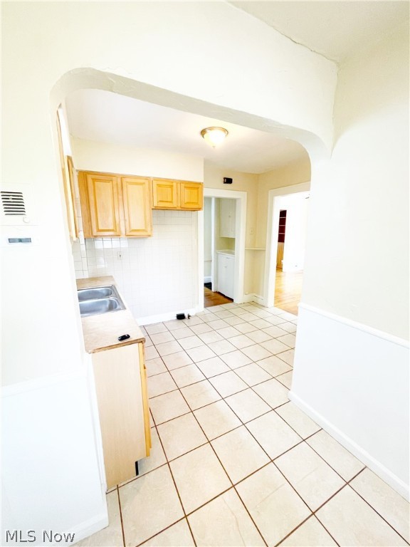 3345 Sylvanhurst Road