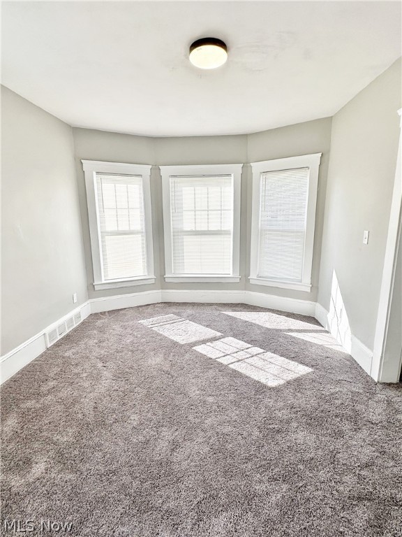 18416 Lake Shore Boulevard