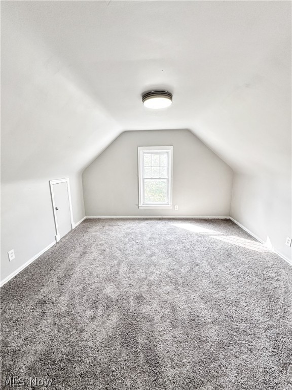 18416 Lake Shore Boulevard