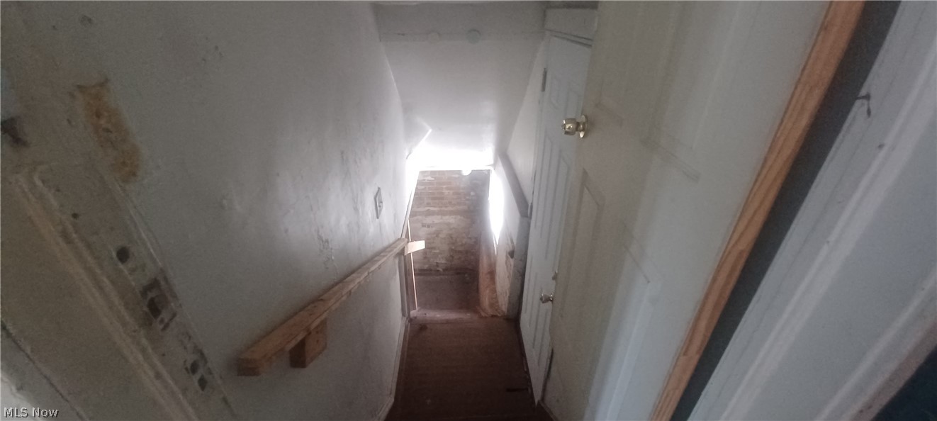 11409 Thornwood Avenue