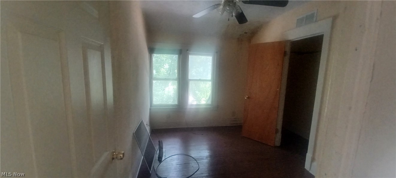 11409 Thornwood Avenue