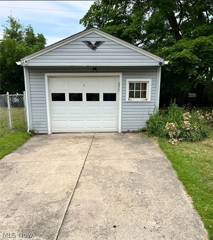 12813 York Boulevard