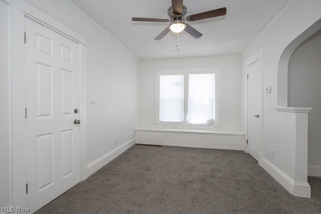 12021 Cromwell Avenue