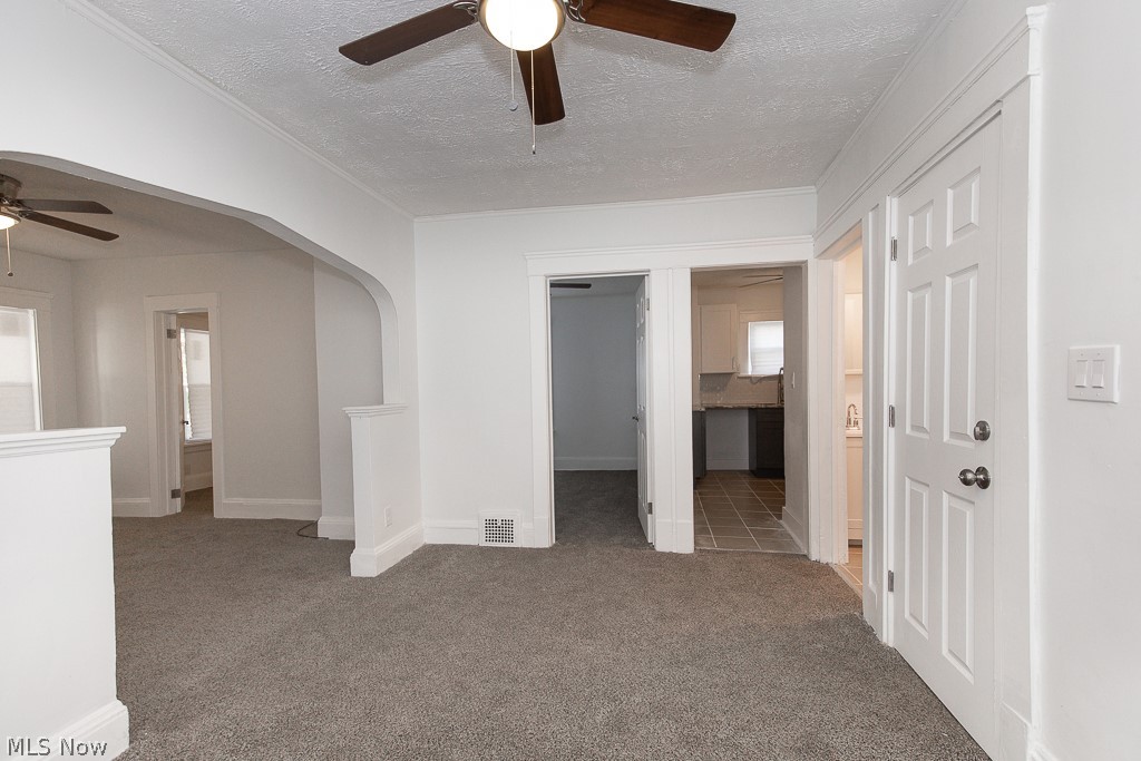 12021 Cromwell Avenue