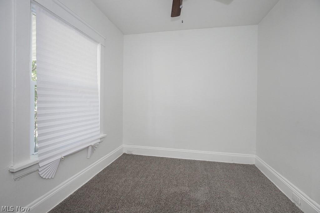 12021 Cromwell Avenue